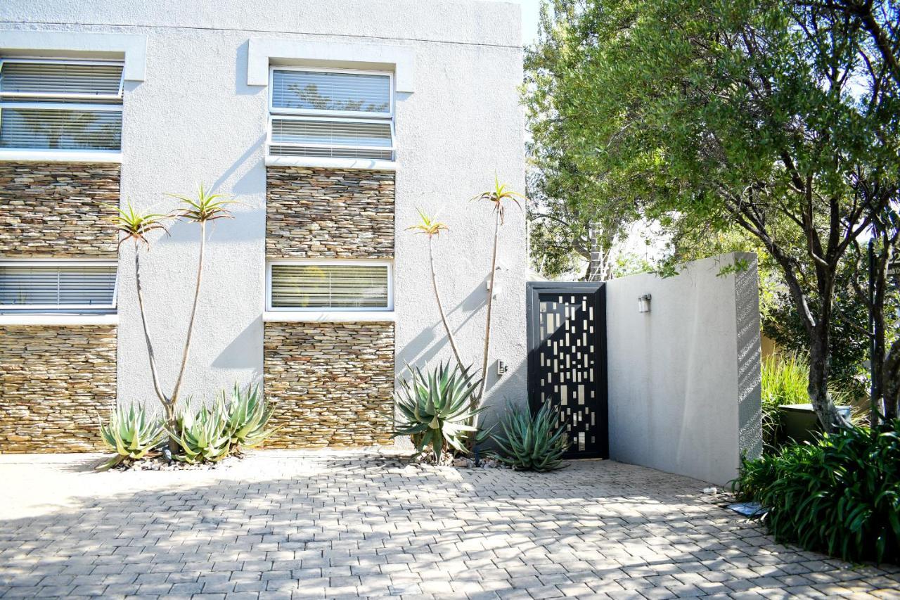 Hotel 20 On Woodlands Johannesburg Esterno foto