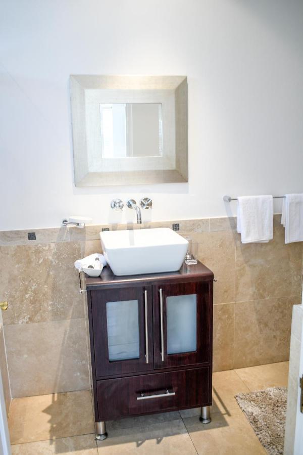 Hotel 20 On Woodlands Johannesburg Esterno foto